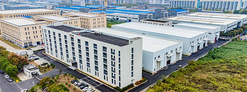 Centro de investigación y fabricación de Wuhan