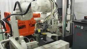 Sistema automatizado robótico de ensayo de compresión de hormigón