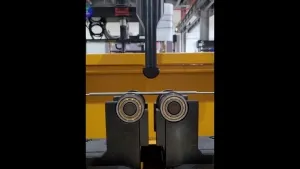Máquina de ensayo de flexión de varillas de refuerzo de 90°