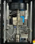 Máquina de ensayo de fatiga resonante de alta frecuencia